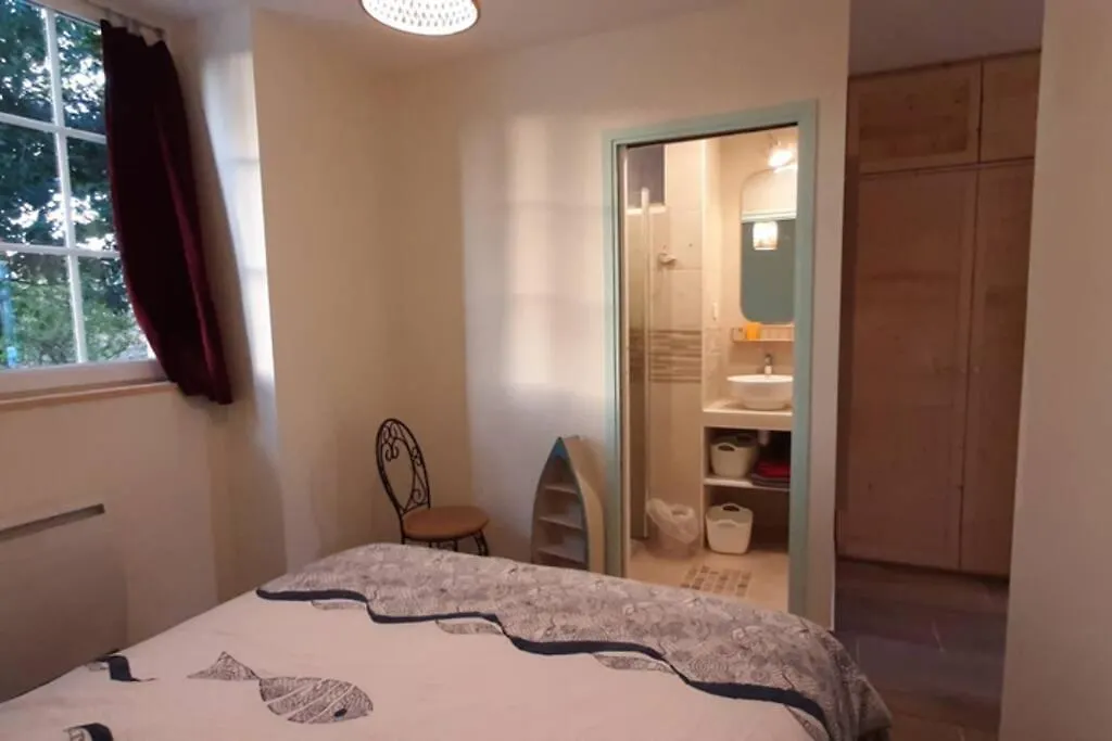 Holiday home 16 Rdc Maison 2Ch-2Sdb-2Wc 6 Personnes Les Gites Bigoudens Ploneour-Lanvern France